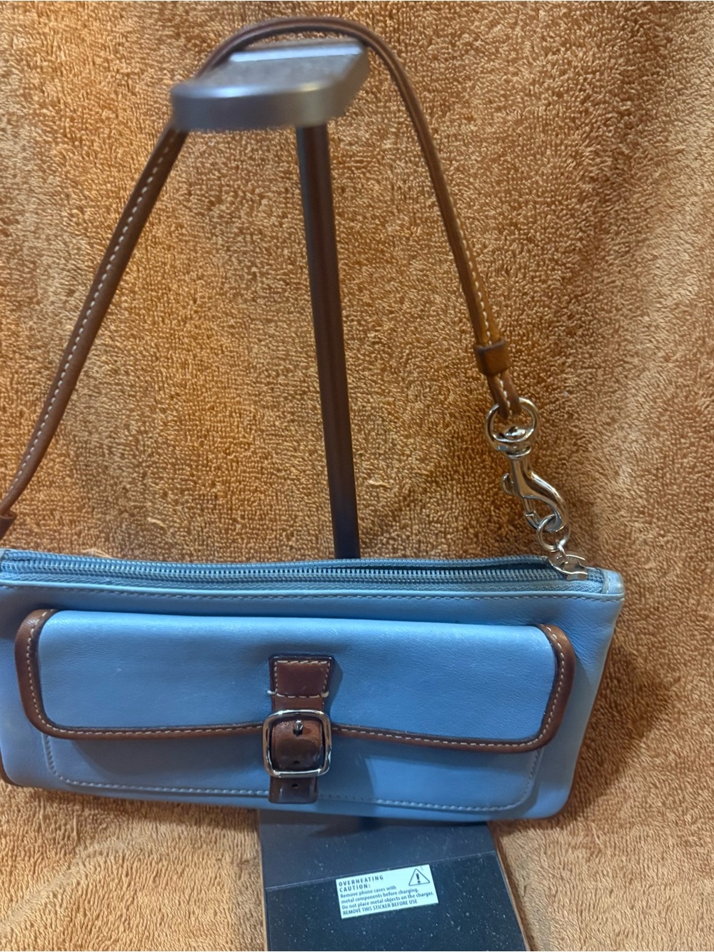 #31 Coach VTG Hampton Spectator Buckle Flap Leather w/brown Wristlet